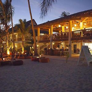 Ocean Vida Beach And Dive Resort